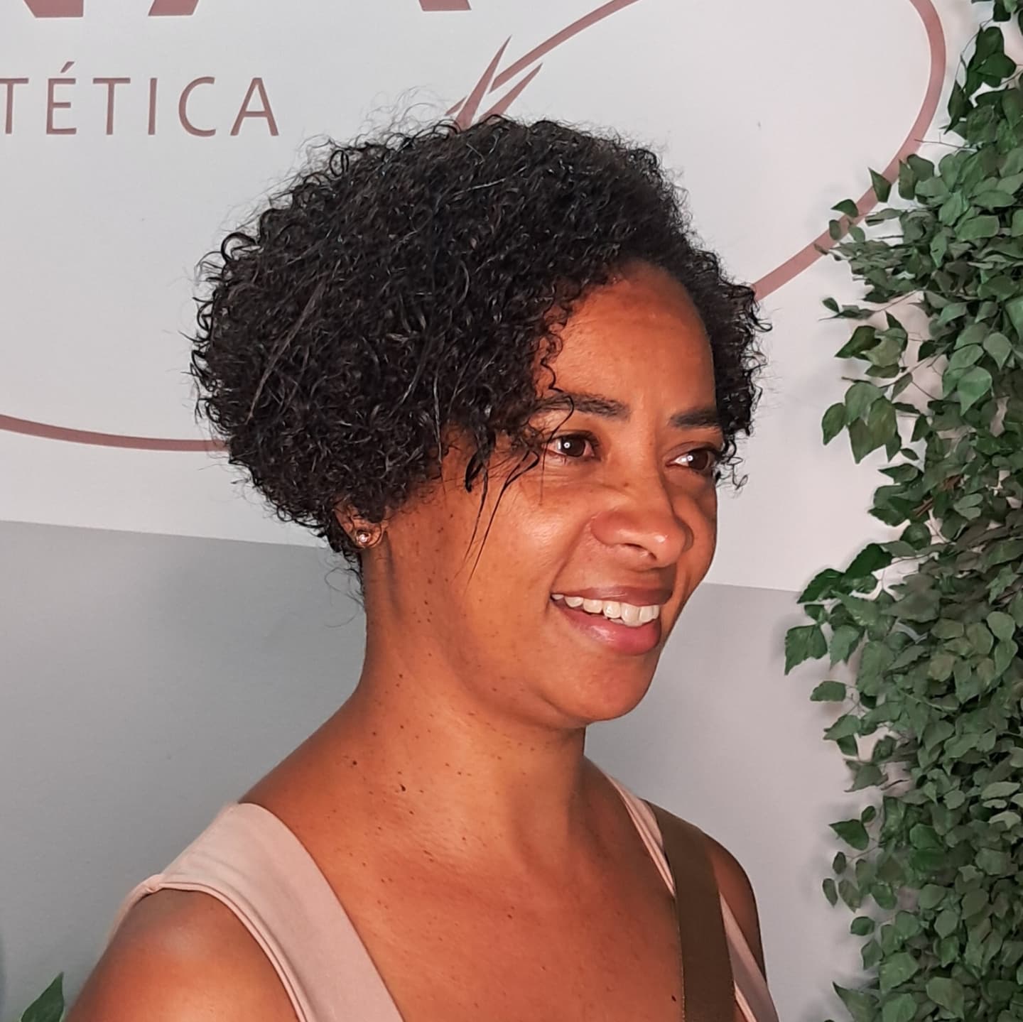 Especialista em Cabelos Afro em Nova Lima - Lena Salão Especialista em Cabelos Afro em Nova Lima - Lena Salão