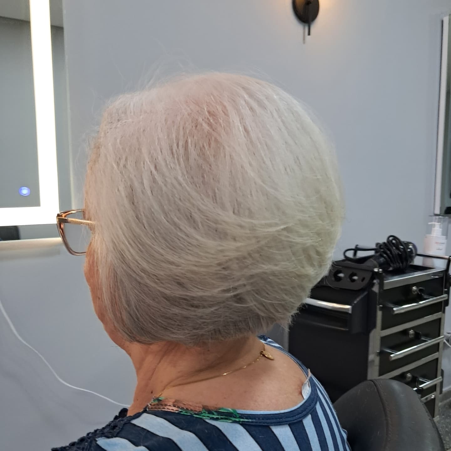Especialista em Terapia Capilar em Nova Lima Especialista em Terapia Capilar em Nova Lima