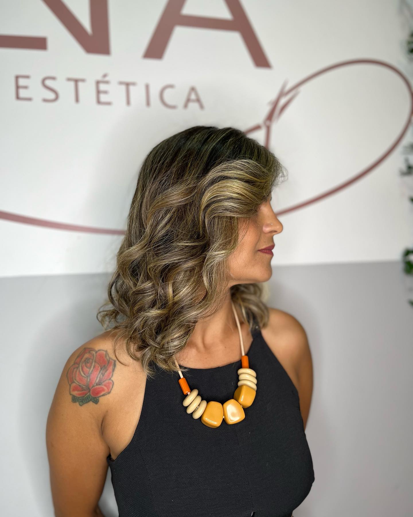 Mechas Perfeitas em Nova Lima - Lena Salão Mechas Perfeitas em Nova Lima - Lena Salão