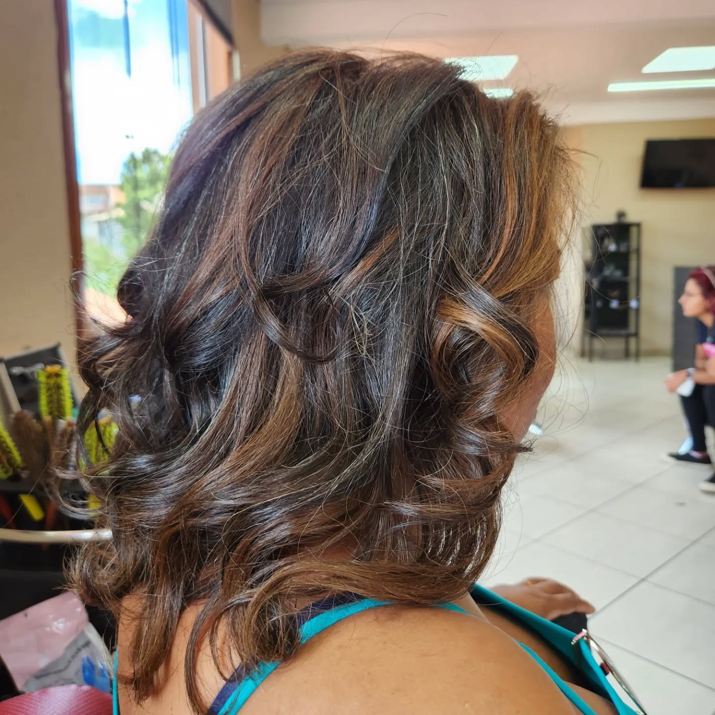 Mechas Perfeitas em Nova Lima - Lena Salão Mechas Perfeitas em Nova Lima - Lena Salão