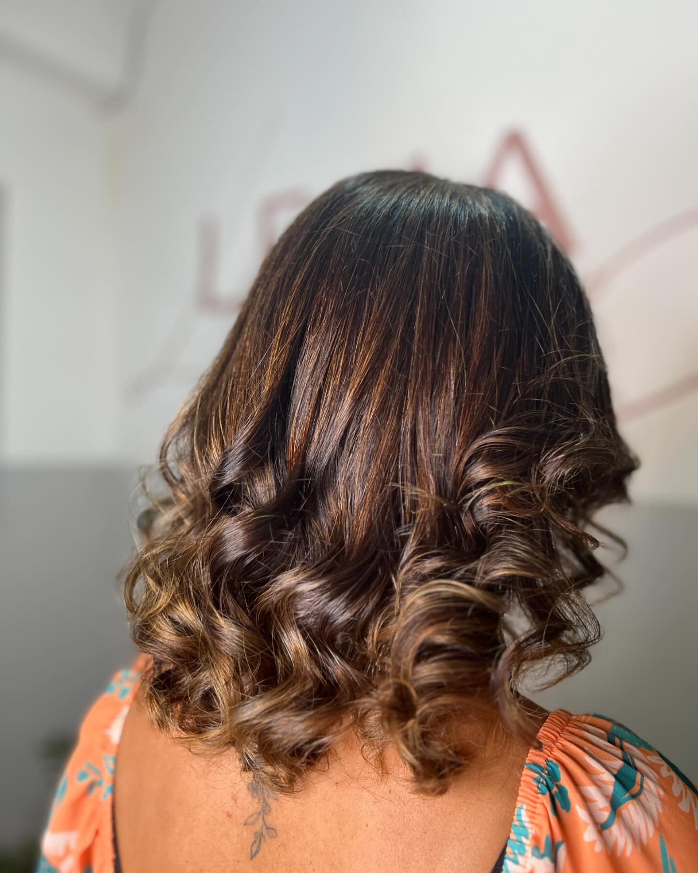 Morena Iluminada em Nova Lima - Lena Salão