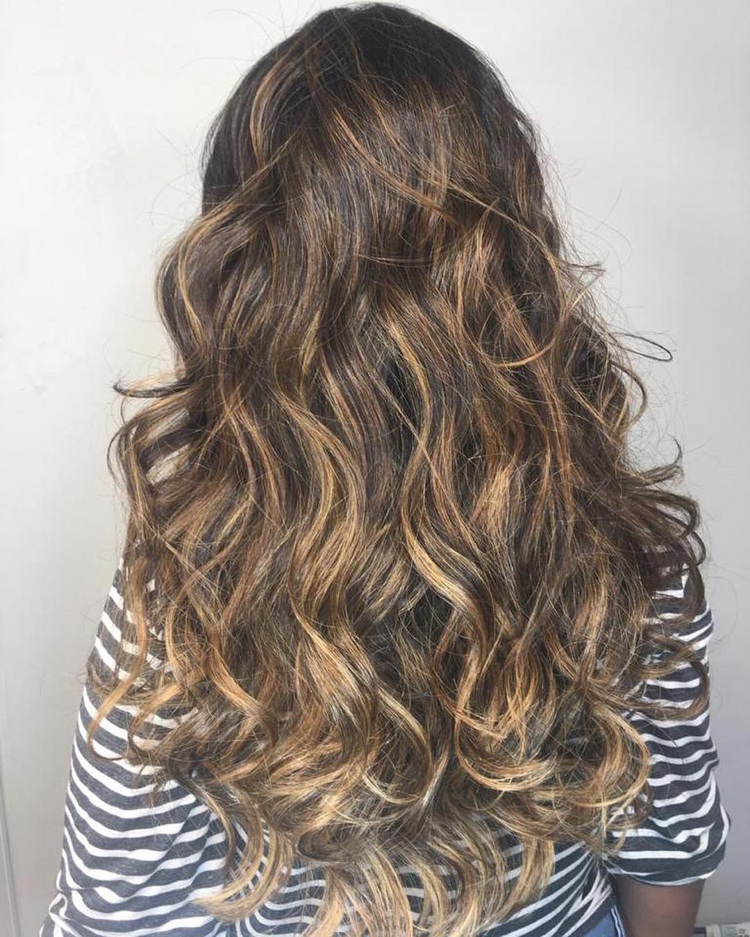 Morena Iluminada em Nova Lima - Lena Salão