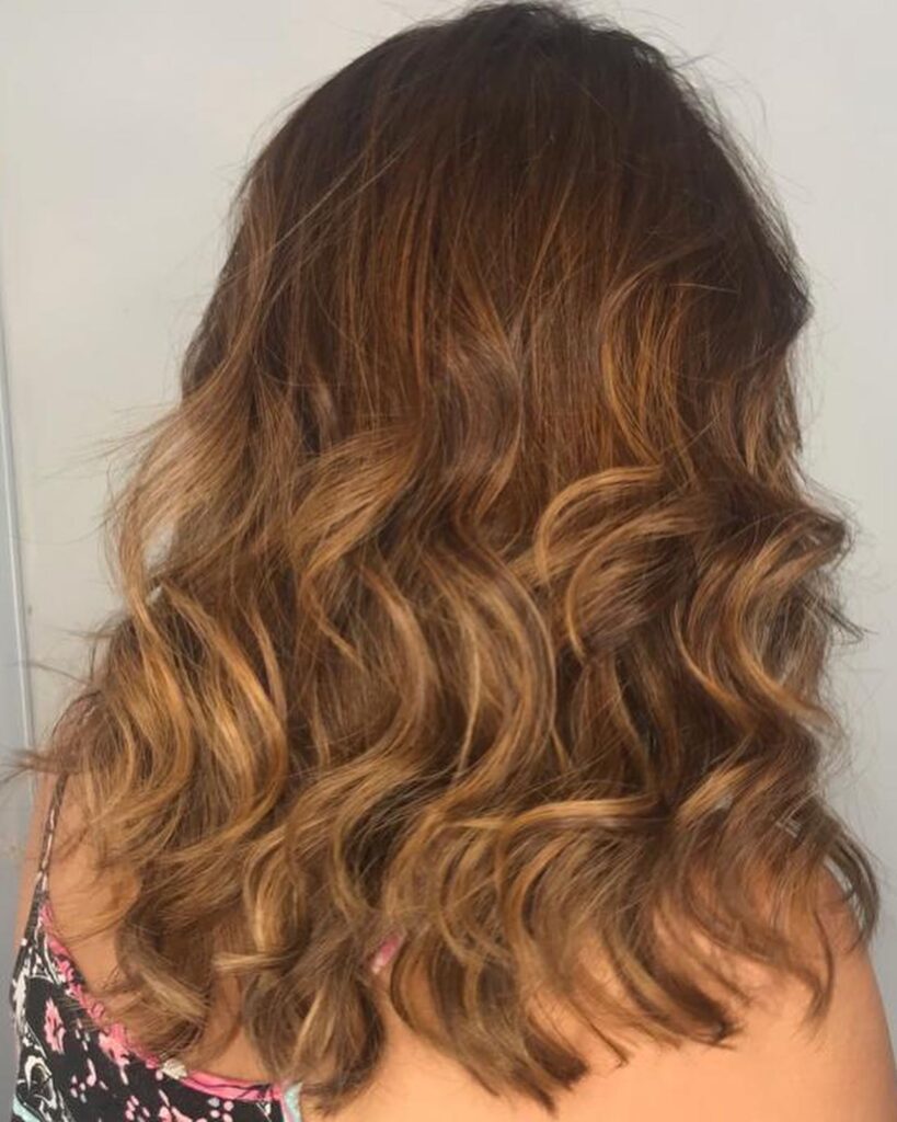 Penteados e escova – Lena Salão de Beleza, Centro, Nova Lima - MG – foto 9