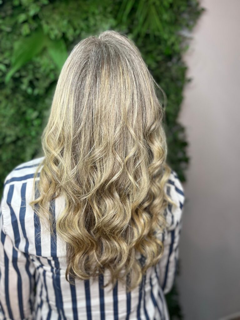 Penteados e escova – Lena Salão de Beleza, Centro, Nova Lima - MG – foto 12